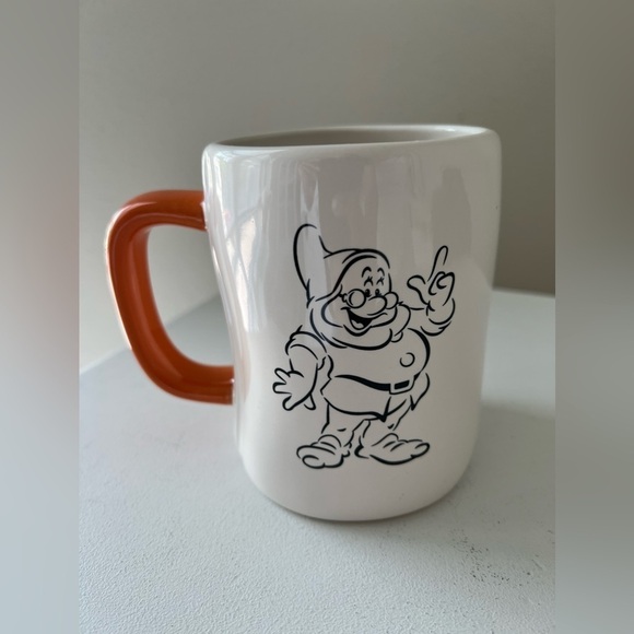 Rae Dunn Disney "DOC" Snow White Seven Dwarfs Double Sided Mug - Picture 1 of 5